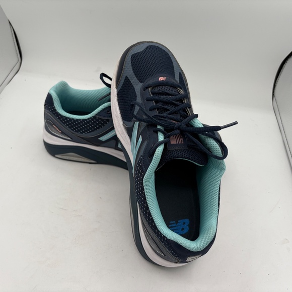 New Balance Women's 1540v3 Size 11 Blue Running Shoes - Picture 6 of 14